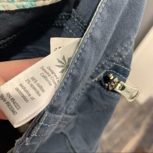 Athleta Womens Cargo Style Jogger Pants Size 0 - Picture 3 of 5